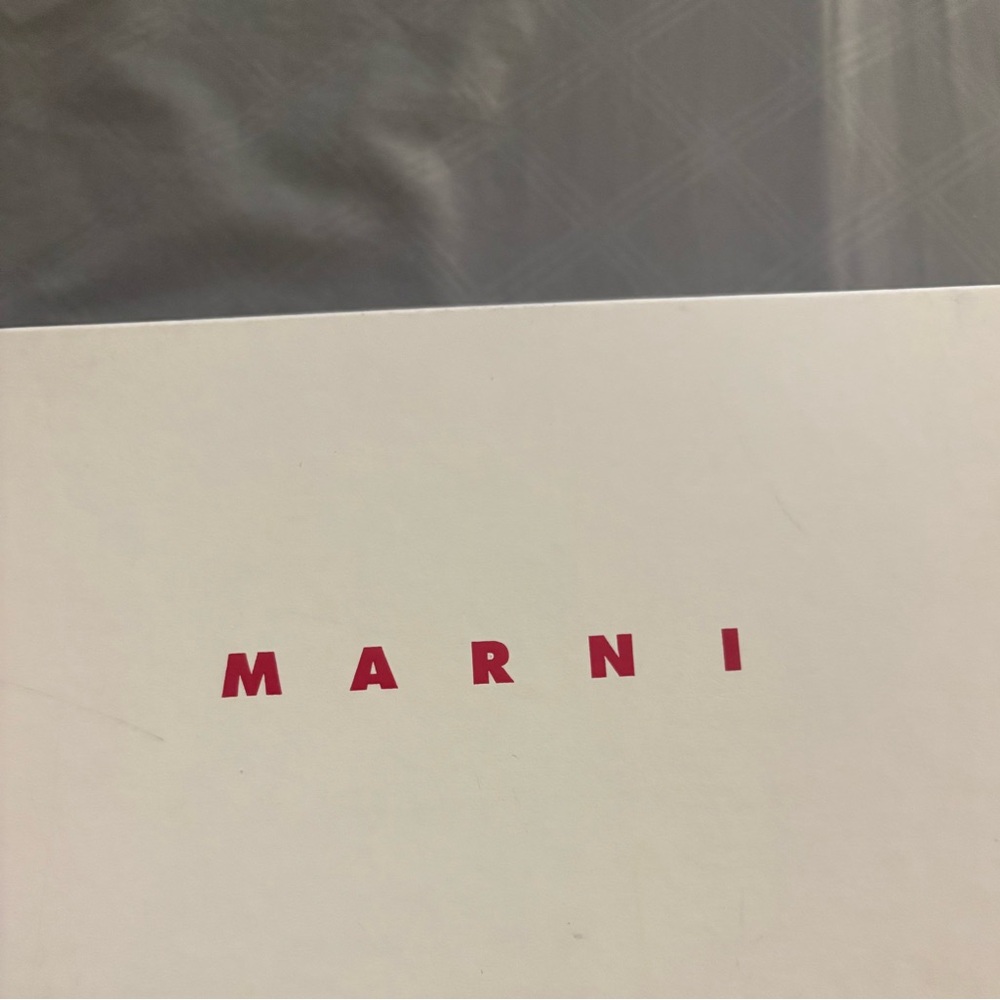 Marni White Box with Fuchsia Logo